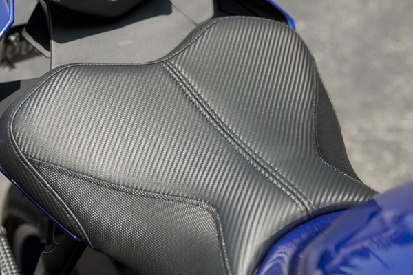 2019 zx6r seat