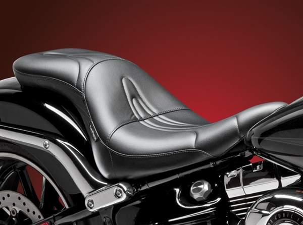 Harley Davidson Breakout '13-Present Sorrento Seat by Le Pera