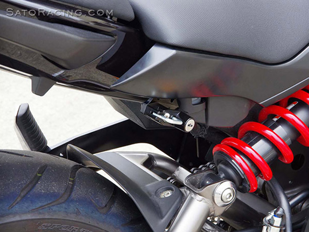 KAWASAKI NINJA 650 ('12-'16) HELMET LOCK